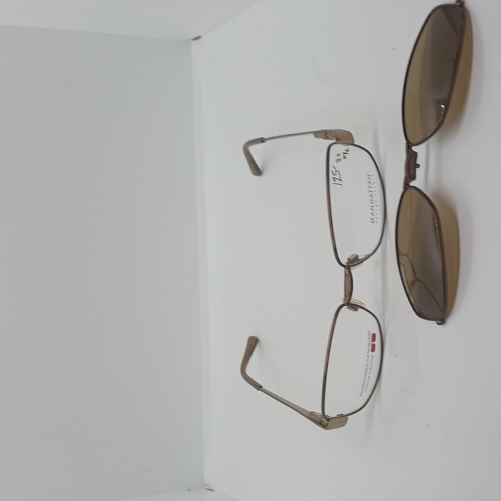 NWT WOMEN'S MANHATTAN EYEGLASS FRAMES AND CLIP ON SUNGLASSES MDXS3204